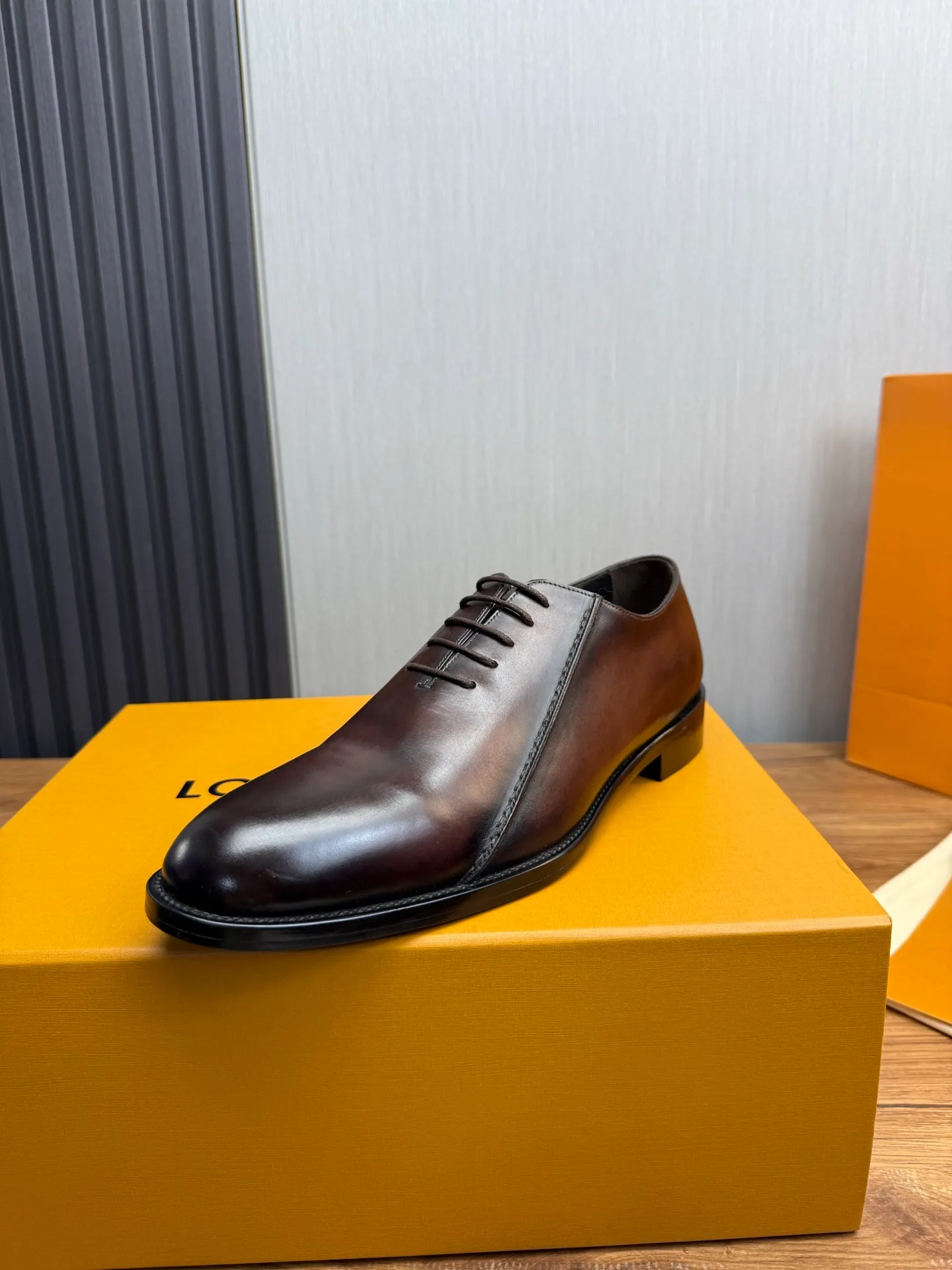 Men's shoes💰760💰 LV. Men's business casual leather shoes, 1:1 shipment ⬆️Luxurious and noble👞All imported original brand leather, just to create a more comfortable wearing experience, upper: original cowhide ➕Imported full cow lining, original leather outsole ✔️36-45 (38.45 non-refundable)
